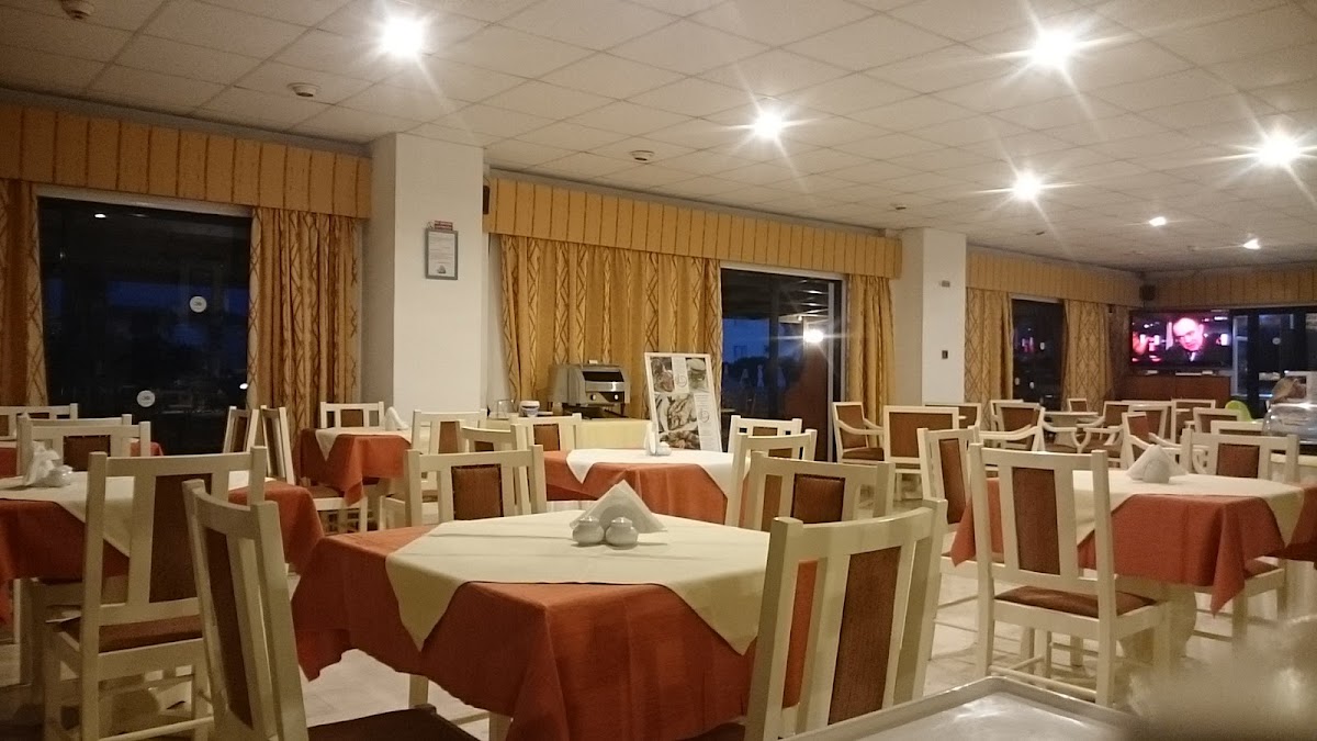 Seagull Hotel Apartments restaurant dining